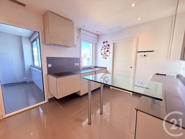 Appartement F5 à louer - 5 pièces - 154.0 m2 - BIARRITZ - 64 - AQUITAINE - Century 21 Indarra