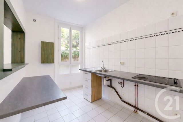 Appartement F1 bis à vendre - 2 pièces - 33.0 m2 - BIARRITZ - 64 - AQUITAINE - Century 21 Indarra