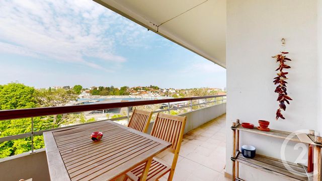 Appartement T3 à vendre - 3 pièces - 67.43 m2 - ANGLET - 64 - AQUITAINE - Century 21 Indarra