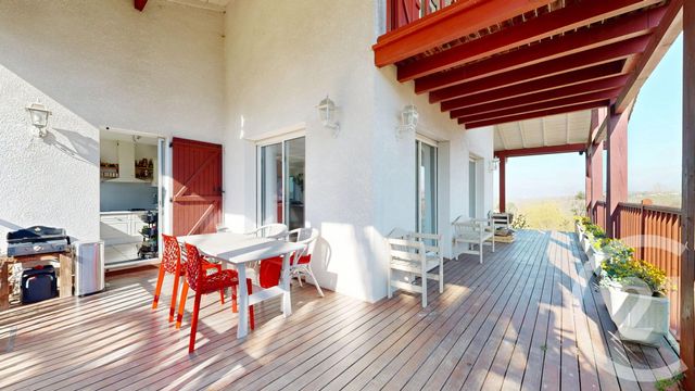 maison à vendre - 6 pièces - 146.0 m2 - VILLEFRANQUE - 64 - AQUITAINE - Century 21 Indarra