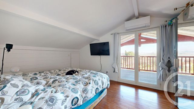 maison à vendre - 6 pièces - 146.0 m2 - VILLEFRANQUE - 64 - AQUITAINE - Century 21 Indarra