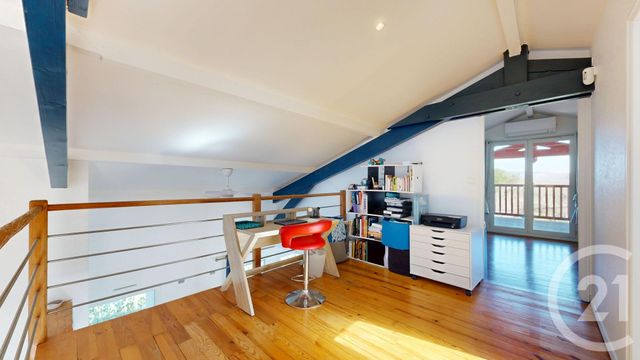 maison à vendre - 6 pièces - 146.0 m2 - VILLEFRANQUE - 64 - AQUITAINE - Century 21 Indarra