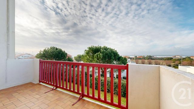 Appartement T3 à vendre - 3 pièces - 71.46 m2 - ANGLET - 64 - AQUITAINE - Century 21 Indarra