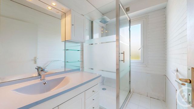 Appartement T3 à vendre - 3 pièces - 71.46 m2 - ANGLET - 64 - AQUITAINE - Century 21 Indarra