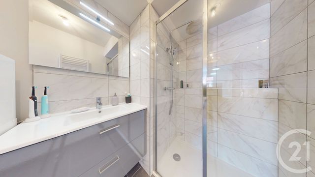 Appartement T2 à vendre - 2 pièces - 43.0 m2 - ANGLET - 64 - AQUITAINE - Century 21 Indarra