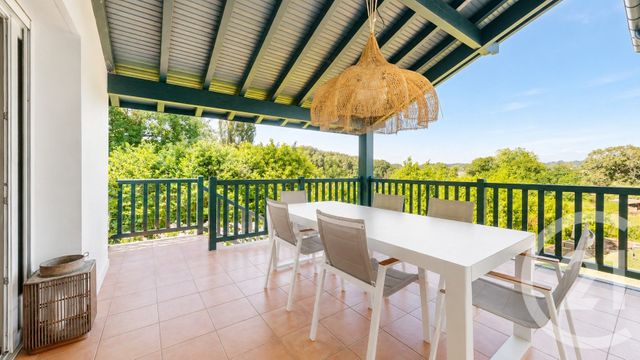 maison à vendre - 8 pièces - 180.0 m2 - ARCANGUES - 64 - AQUITAINE - Century 21 Indarra