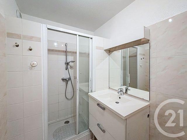 Appartement T2 à vendre - 2 pièces - 51.6 m2 - ANGLET - 64 - AQUITAINE - Century 21 Indarra