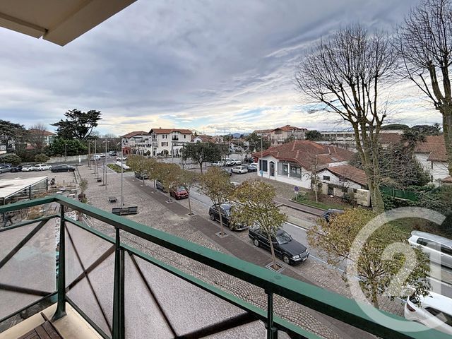 Appartement T2 à vendre - 2 pièces - 51.6 m2 - ANGLET - 64 - AQUITAINE - Century 21 Indarra