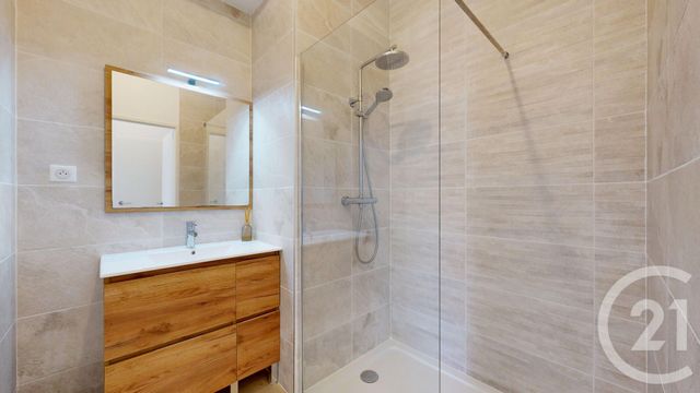 Appartement T2 à vendre - 2 pièces - 45.0 m2 - ANGLET - 64 - AQUITAINE - Century 21 Indarra