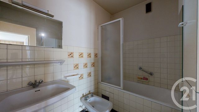 Appartement T2 à vendre - 2 pièces - 53.86 m2 - ANGLET - 64 - AQUITAINE - Century 21 Indarra