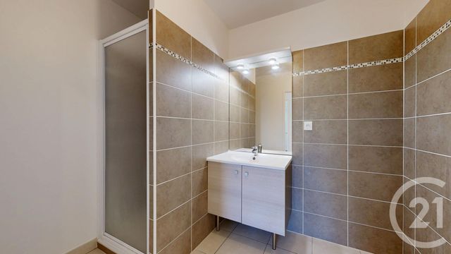 Appartement T3 à vendre - 3 pièces - 66.44 m2 - ANGLET - 64 - AQUITAINE - Century 21 Indarra