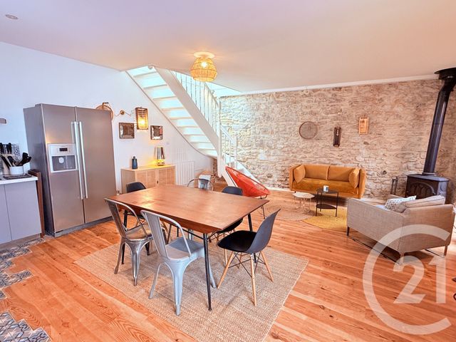 maison à louer - 3 pièces - 67.0 m2 - BIARRITZ - 64 - AQUITAINE - Century 21 Indarra