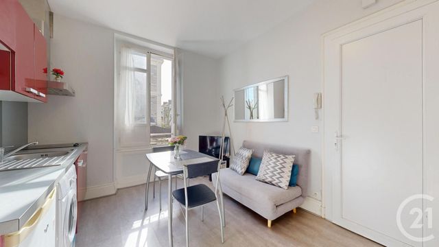 Appartement F1 bis à vendre - 2 pièces - 24.13 m2 - BIARRITZ - 64 - AQUITAINE - Century 21 Indarra