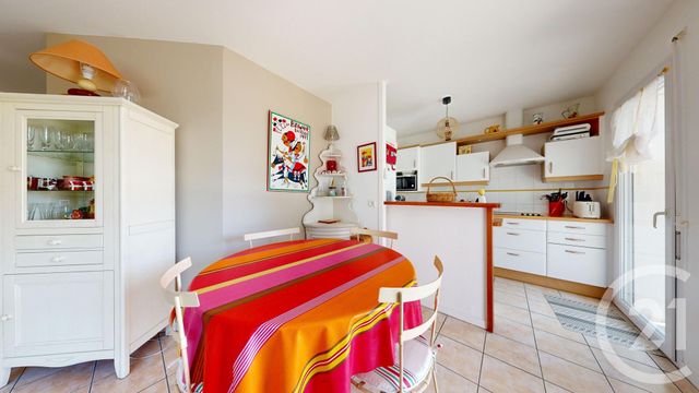 Appartement T2 à vendre - 2 pièces - 53.4 m2 - ANGLET - 64 - AQUITAINE - Century 21 Indarra