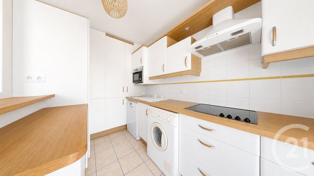 Appartement T2 à vendre - 2 pièces - 53.4 m2 - ANGLET - 64 - AQUITAINE - Century 21 Indarra