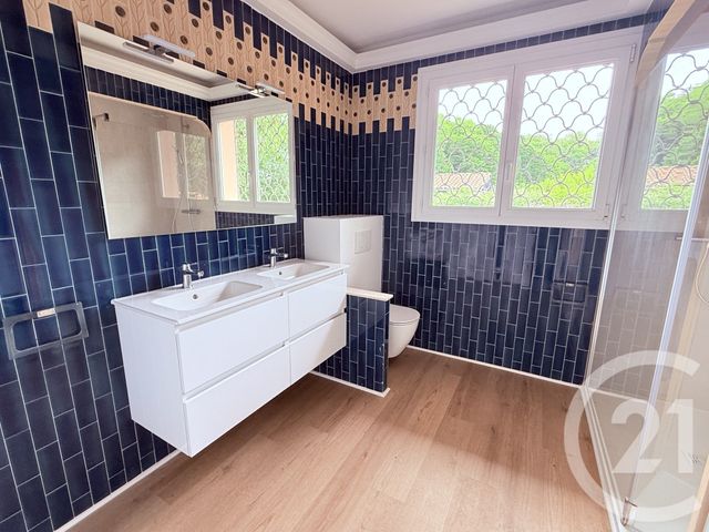 maison à louer - 5 pièces - 155.0 m2 - BOUCAU - 64 - AQUITAINE - Century 21 Indarra