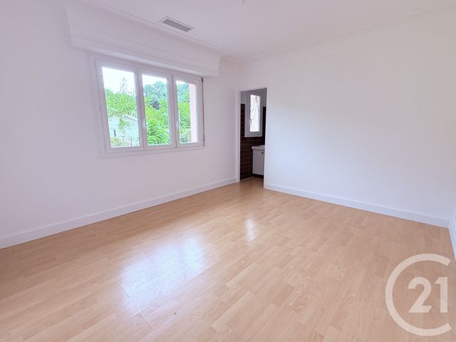 maison à louer - 5 pièces - 155.0 m2 - BOUCAU - 64 - AQUITAINE - Century 21 Indarra