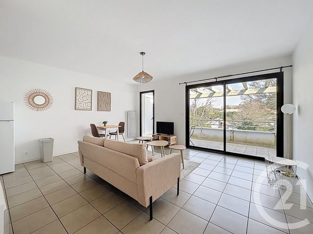 Appartement T2 à vendre - 2 pièces - 46.77 m2 - ANGLET - 64 - AQUITAINE - Century 21 Indarra