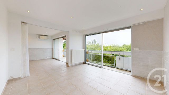 Appartement T3 à vendre - 3 pièces - 64.0 m2 - ANGLET - 64 - AQUITAINE - Century 21 Indarra