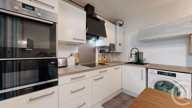 Appartement T2 à vendre - 2 pièces - 63.21 m2 - ANGLET - 64 - AQUITAINE - Century 21 Indarra