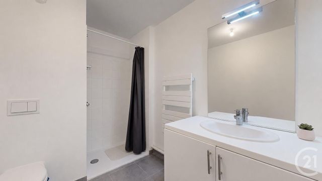 Appartement T3 à vendre - 3 pièces - 60.29 m2 - ANGLET - 64 - AQUITAINE - Century 21 Indarra