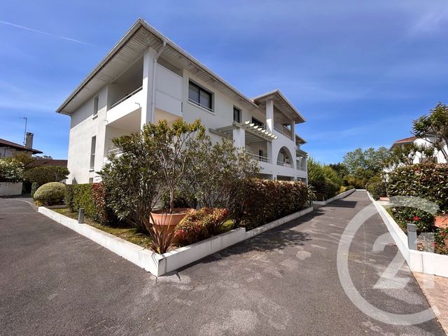 Appartement T2 à vendre - 2 pièces - 46.28 m2 - ANGLET - 64 - AQUITAINE - Century 21 Indarra