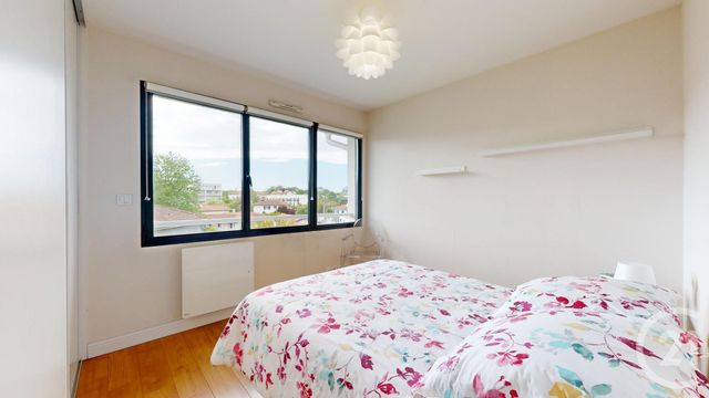 Appartement T2 à vendre - 2 pièces - 46.28 m2 - ANGLET - 64 - AQUITAINE - Century 21 Indarra