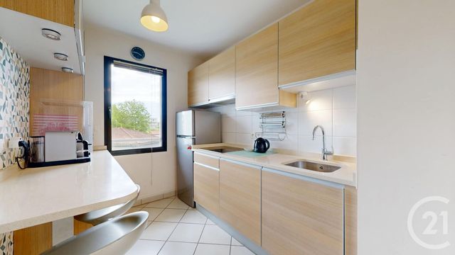 Appartement T2 à vendre - 2 pièces - 46.28 m2 - ANGLET - 64 - AQUITAINE - Century 21 Indarra