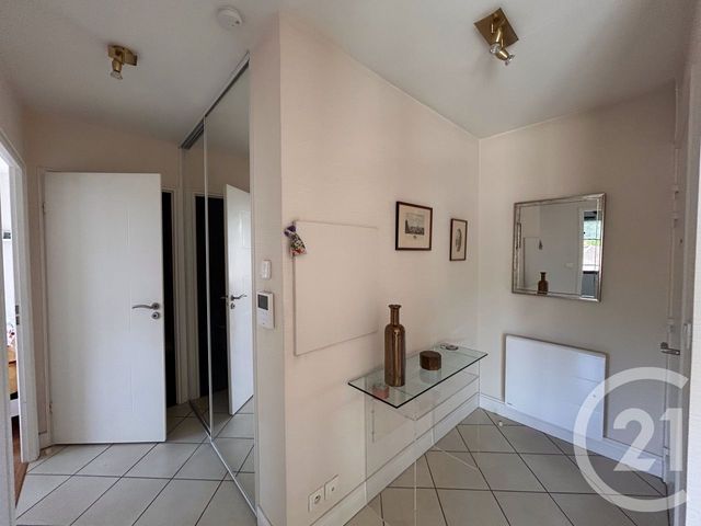 Appartement T2 à vendre - 2 pièces - 46.28 m2 - ANGLET - 64 - AQUITAINE - Century 21 Indarra