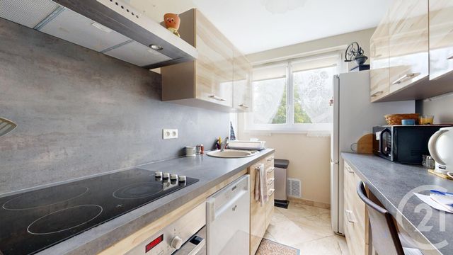 Appartement T5 à vendre - 5 pièces - 80.9 m2 - ANGLET - 64 - AQUITAINE - Century 21 Indarra