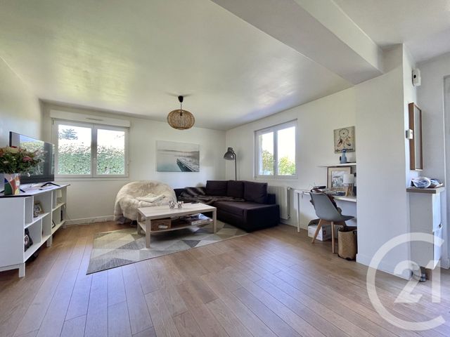 Appartement T2 à vendre - 2 pièces - 47.73 m2 - ANGLET - 64 - AQUITAINE - Century 21 Indarra