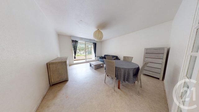 Appartement T2 à vendre - 2 pièces - 47.63 m2 - ANGLET - 64 - AQUITAINE - Century 21 Indarra