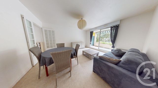 Appartement T2 à vendre - 2 pièces - 47.63 m2 - ANGLET - 64 - AQUITAINE - Century 21 Indarra