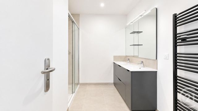 Appartement F4 à vendre - 4 pièces - 96.21 m2 - LARRESSORE - 64 - AQUITAINE - Century 21 Indarra
