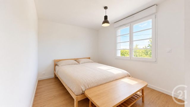 Appartement F4 à vendre - 4 pièces - 96.21 m2 - LARRESSORE - 64 - AQUITAINE - Century 21 Indarra