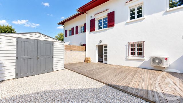 Appartement F4 à vendre - 4 pièces - 96.21 m2 - LARRESSORE - 64 - AQUITAINE - Century 21 Indarra