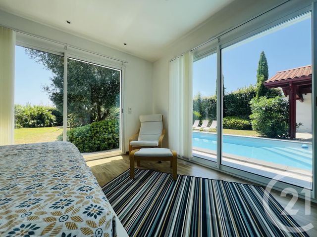 maison à louer - 7 pièces - 204.44 m2 - BASSUSSARRY - 64 - AQUITAINE - Century 21 Indarra