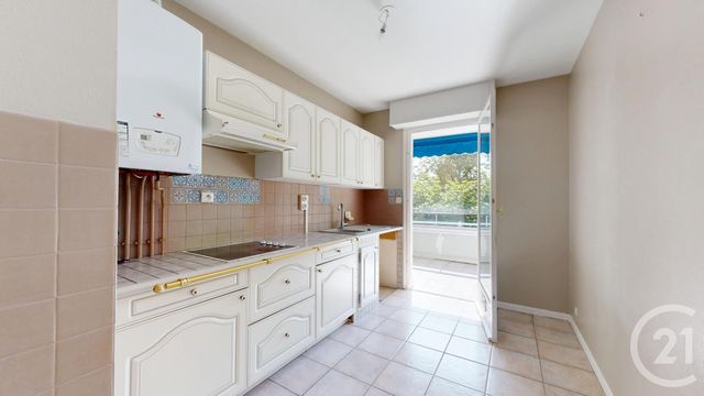 Appartement T2 à vendre - 2 pièces - 53.25 m2 - ANGLET - 64 - AQUITAINE - Century 21 Indarra