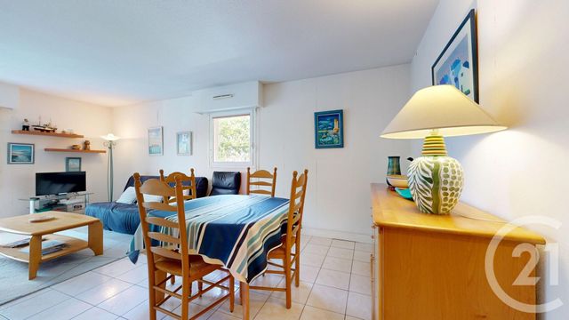 Appartement T3 à vendre - 3 pièces - 66.06 m2 - ANGLET - 64 - AQUITAINE - Century 21 Indarra