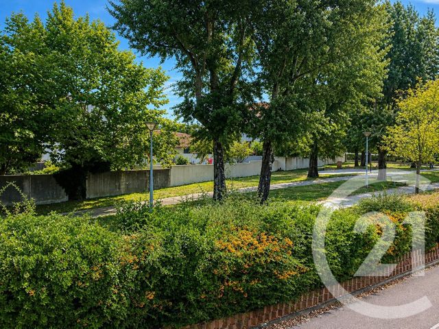Appartement T3 à vendre - 3 pièces - 66.06 m2 - ANGLET - 64 - AQUITAINE - Century 21 Indarra