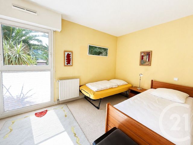 Appartement T3 à vendre - 3 pièces - 66.06 m2 - ANGLET - 64 - AQUITAINE - Century 21 Indarra