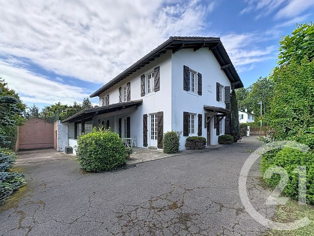 maison à vendre - 8 pièces - 181.34 m2 - ARCANGUES - 64 - AQUITAINE - Century 21 Indarra