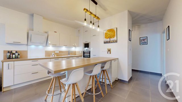 Appartement T3 à vendre - 3 pièces - 63.9 m2 - ANGLET - 64 - AQUITAINE - Century 21 Indarra
