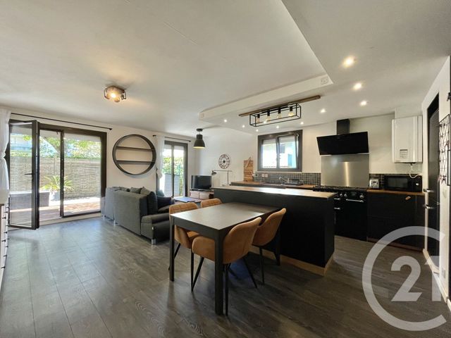 Appartement T3 à vendre - 3 pièces - 69.09 m2 - ANGLET - 64 - AQUITAINE - Century 21 Indarra