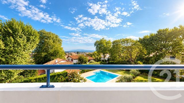 Appartement T3 à vendre - 3 pièces - 62.23 m2 - ANGLET - 64 - AQUITAINE - Century 21 Indarra