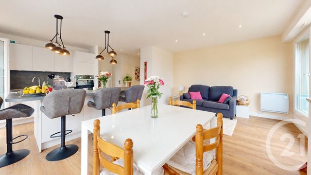 Appartement T3 à vendre - 3 pièces - 62.23 m2 - ANGLET - 64 - AQUITAINE - Century 21 Indarra