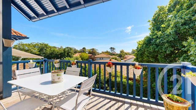 Appartement T3 à vendre - 4 pièces - 93.7 m2 - ANGLET - 64 - AQUITAINE - Century 21 Indarra