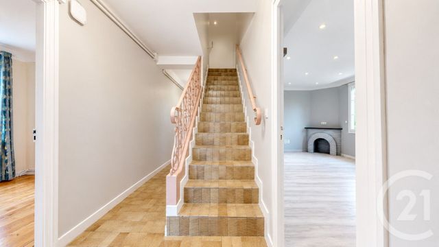 Appartement F6 à vendre - 6 pièces - 153.24 m2 - ST PIERRE D IRUBE - 64 - AQUITAINE - Century 21 Indarra
