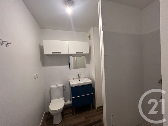 Appartement T1 à louer - 1 pièce - 25.0 m2 - BAYONNE - 64 - AQUITAINE - Century 21 Indarra
