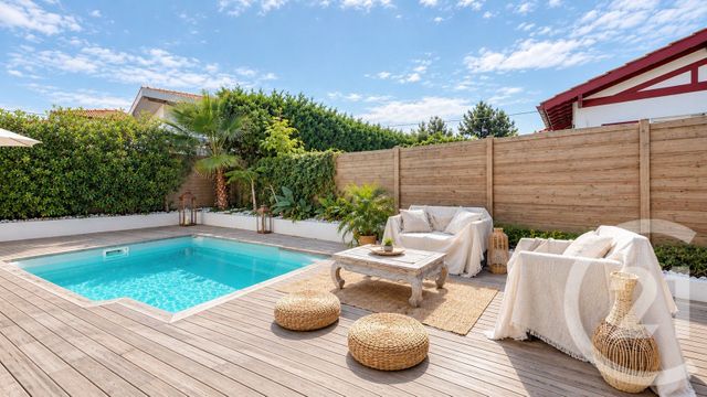 maison à vendre - 5 pièces - 136.0 m2 - ANGLET - 64 - AQUITAINE - Century 21 Indarra